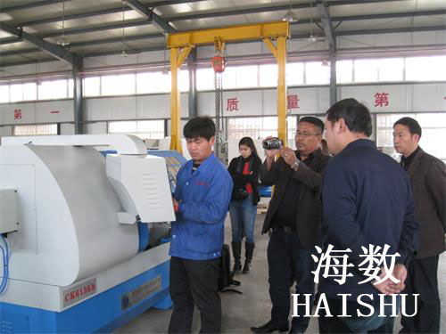 出口印尼數(shù)控車床、數(shù)控銑床，客戶驗(yàn)收順利通過